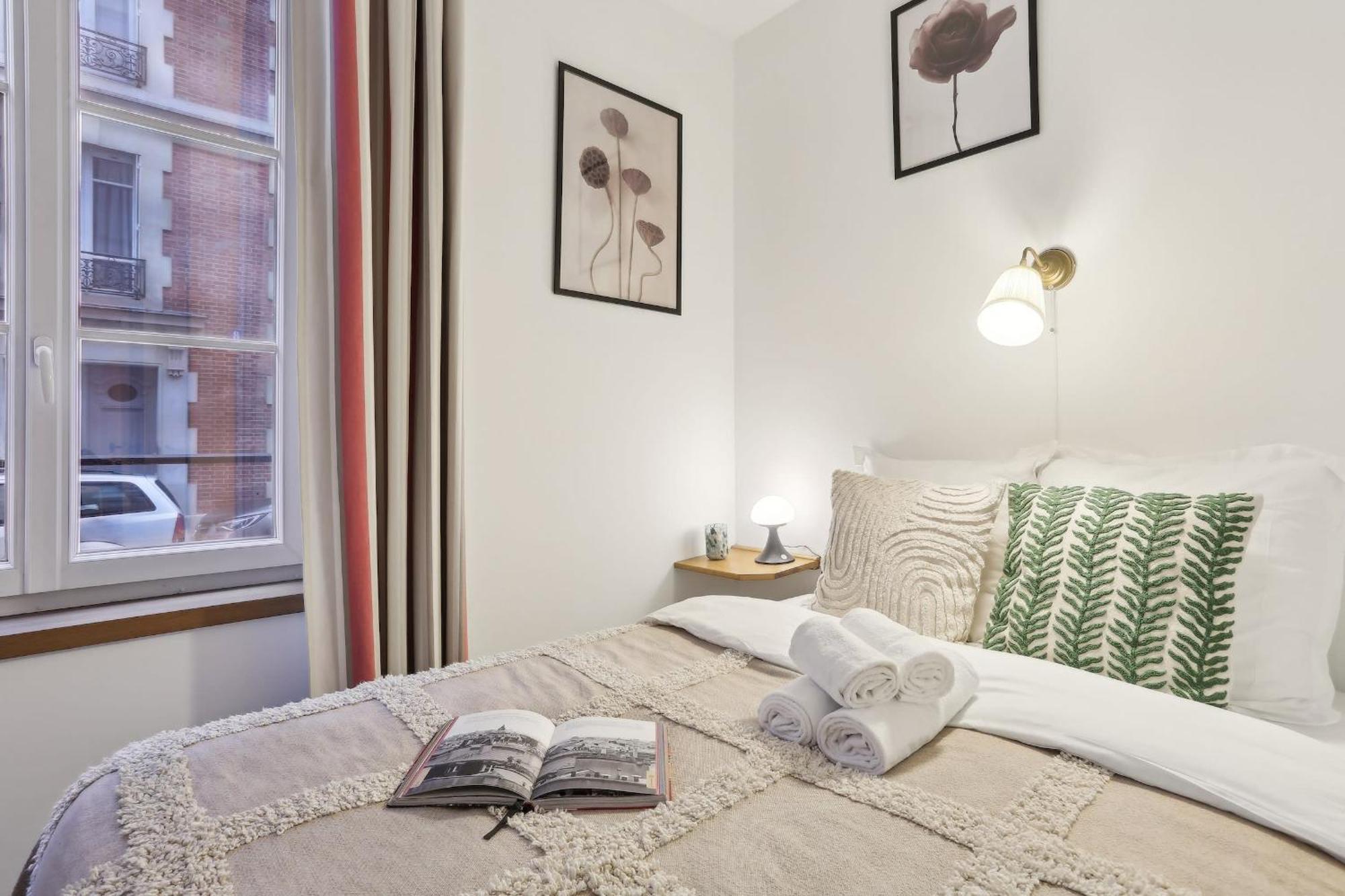 Les Invalides & Eiffel Tower - 1br - Cityapartmentstay Appartement *